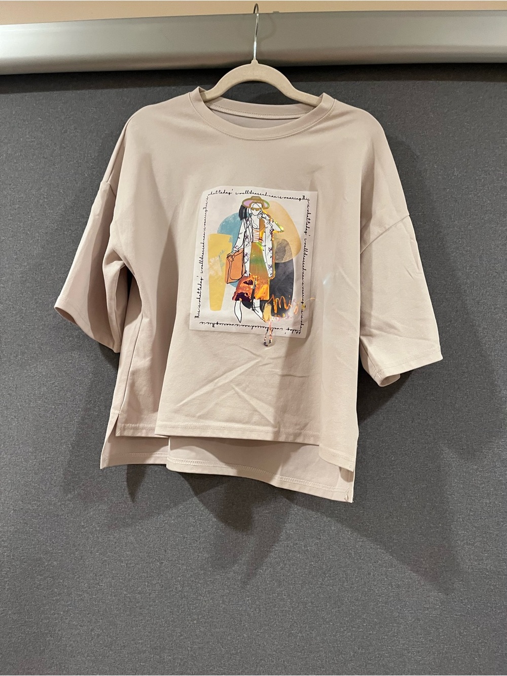 Women's Beige Graphic Short-Sleeve Tee